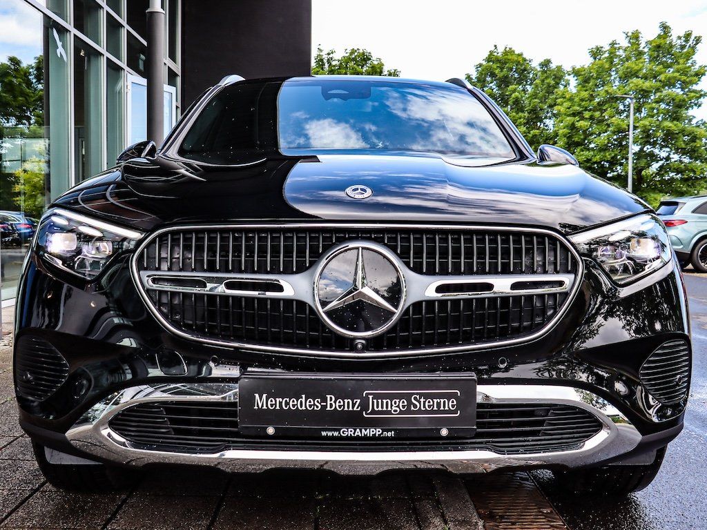 Mercedes-Benz GLC 220 d 4M Avantgarde AHK/Memory/19Zoll/Digi