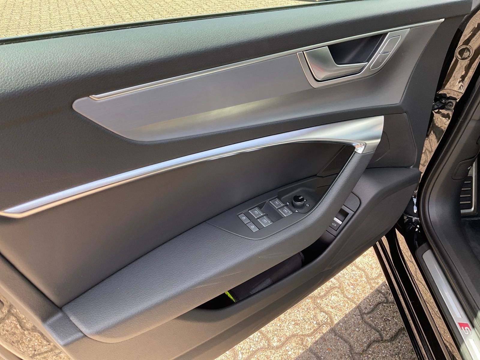 Audi A6 Avant 45 TFSI quattro S-line PANO AHK Carplay