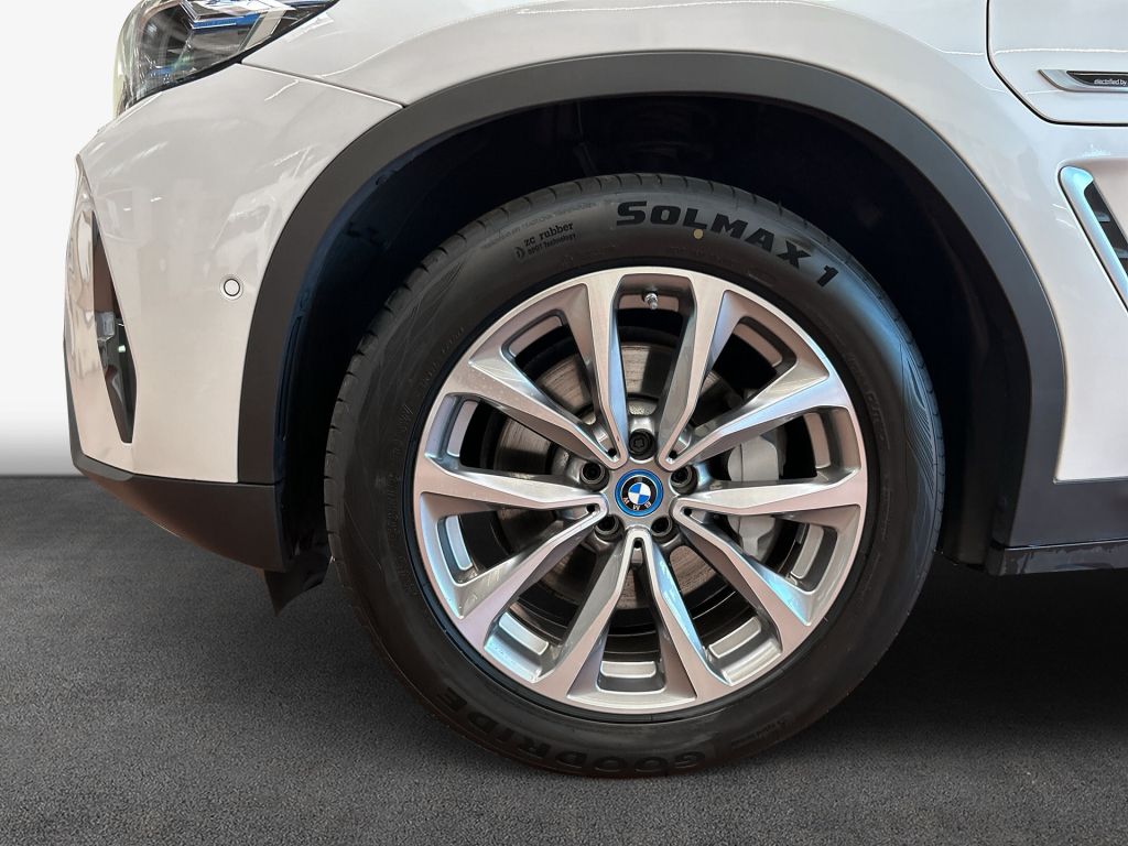 BMW X3 xDrive30e - Samsaru's Car Outlet