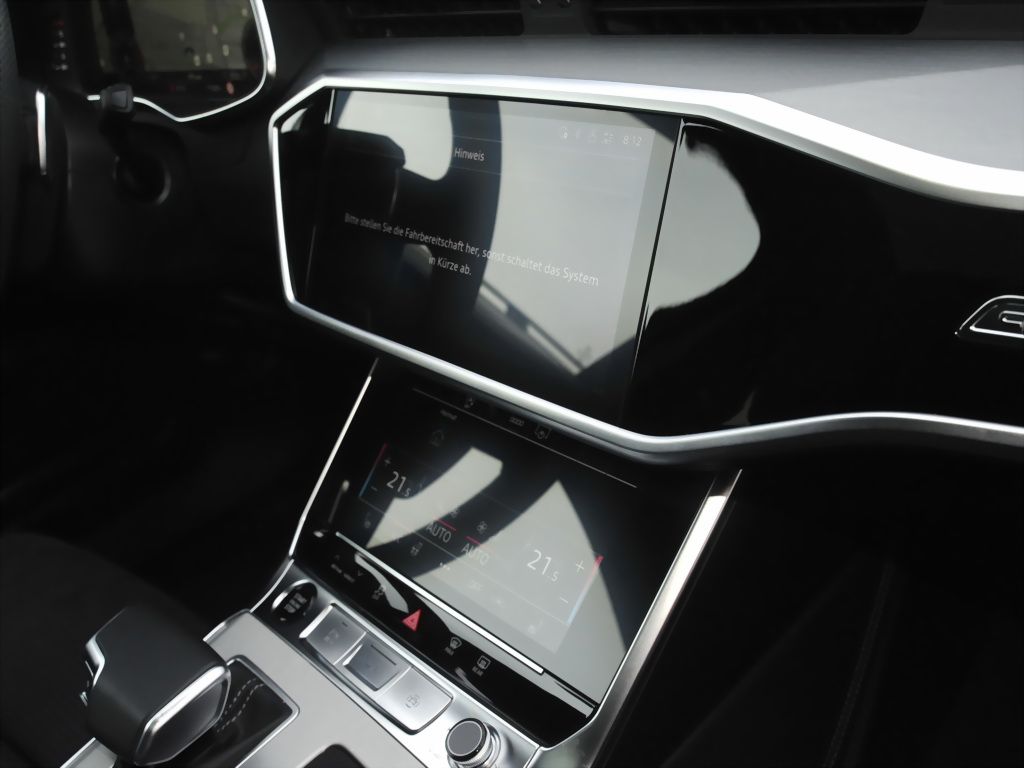 Audi A6 Avant 40 TDI quattro S-line Navi Matrix Pano.