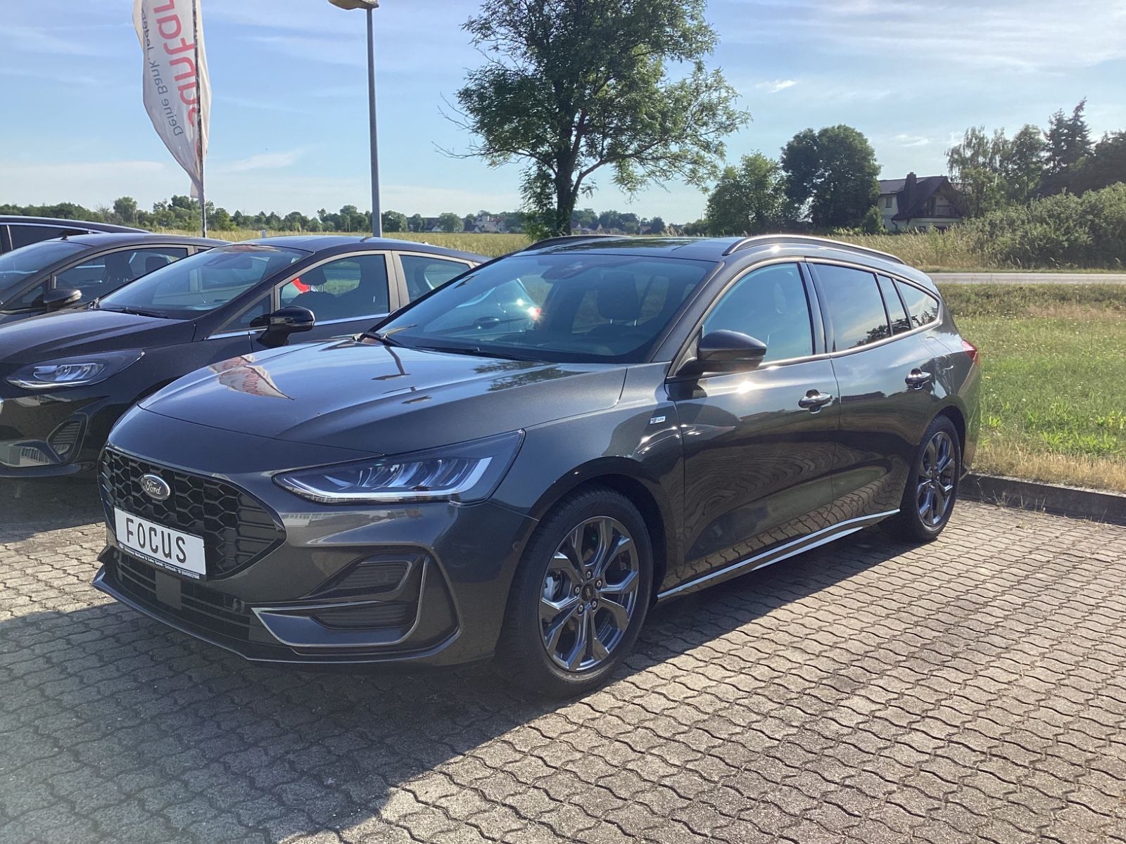 Ford Focus Turnier ST-Line X, AHK, GJR, TWA, RFK, WP