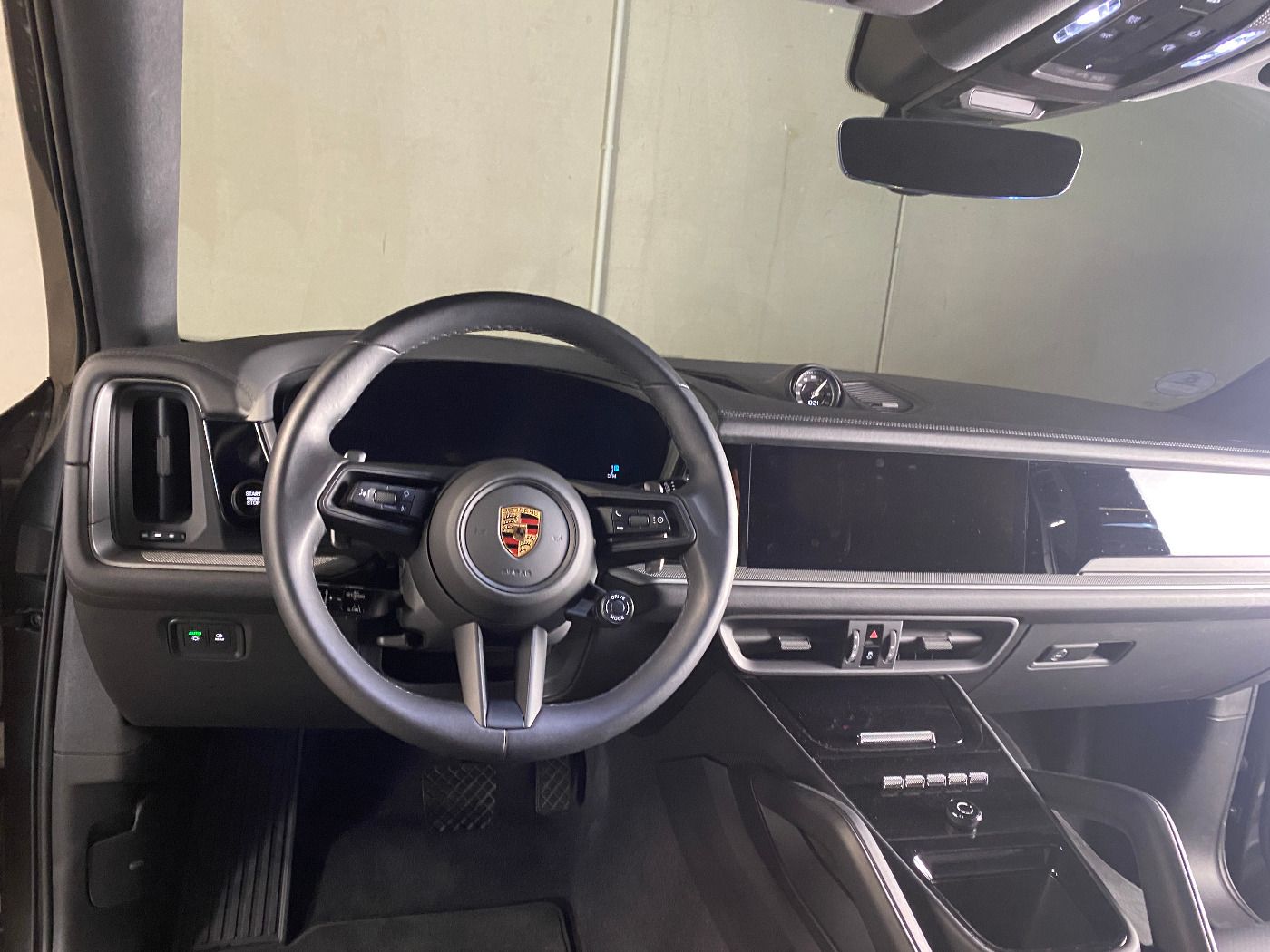 Porsche Cayenne E-Hybrid Coupe | Abstandsregeltempostat
