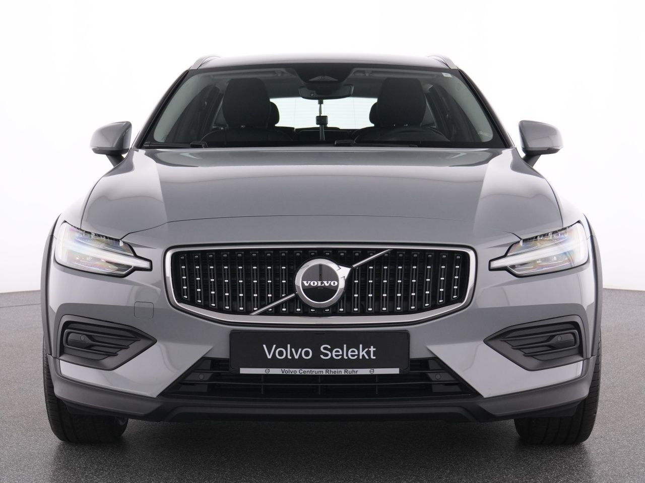 Volvo V60 Cross Country B4 AWD Plus+WINTERPAK+RFK+