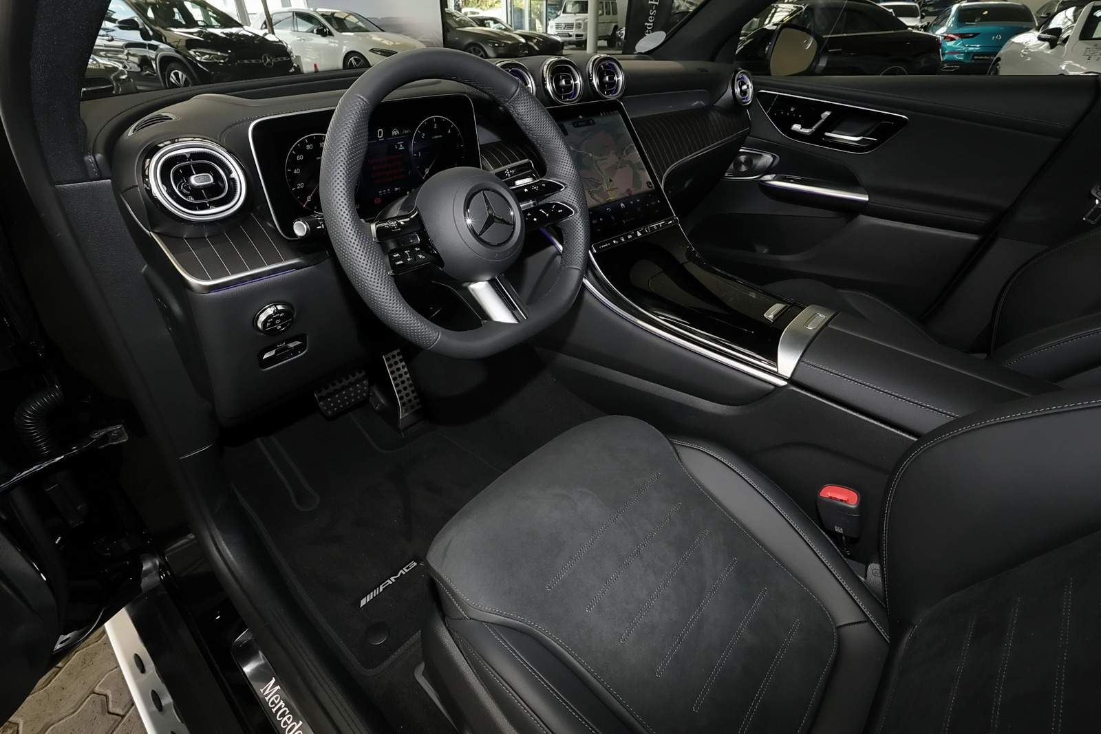 Mercedes-Benz GLC 300 d 4M AMG Standhz.+LED+Pano+AHK+Distronic