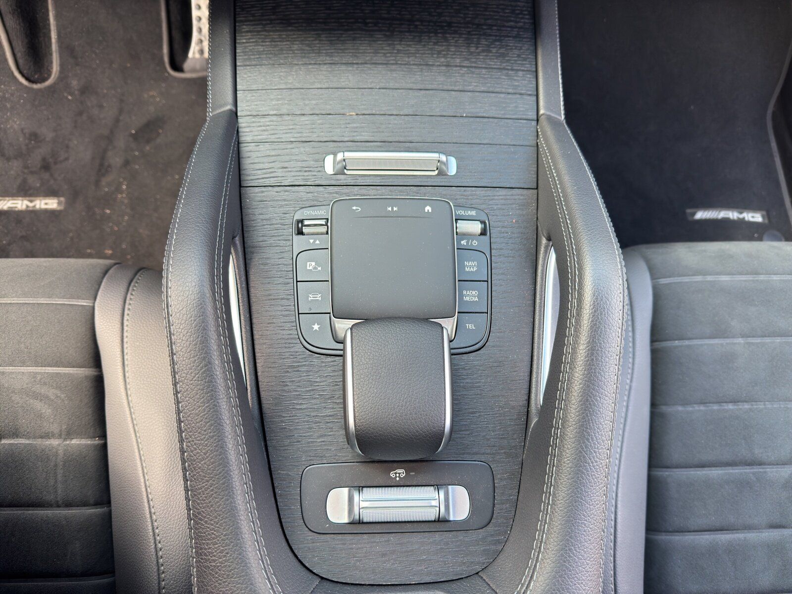 Mercedes-Benz GLE 450 d 4M AMG+NIGHT+AHK+DISTRO+PANO+BURM+KEYL