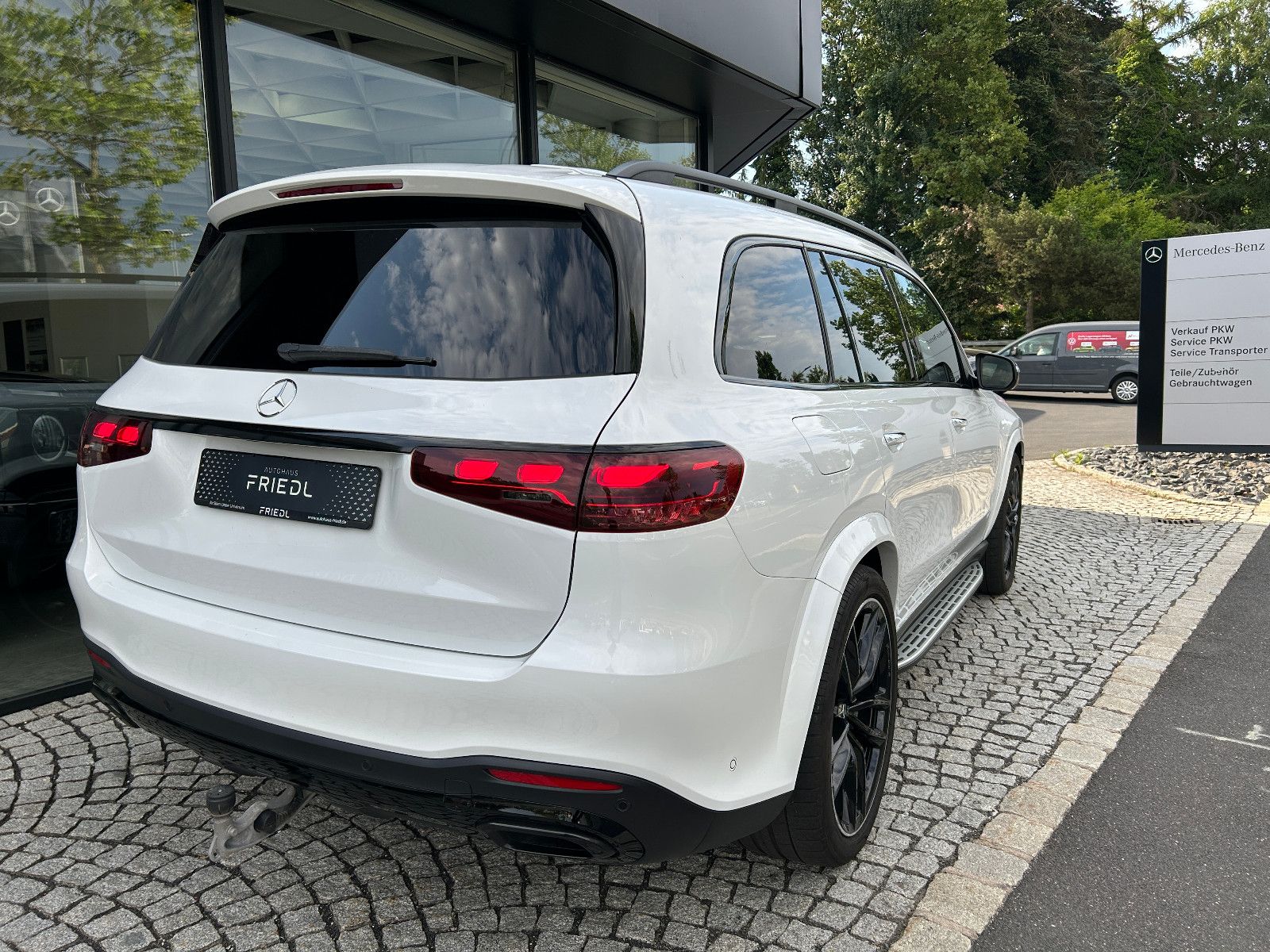 Mercedes-Benz GLS 450d 4M AMG - Samsaru's Car Outlet