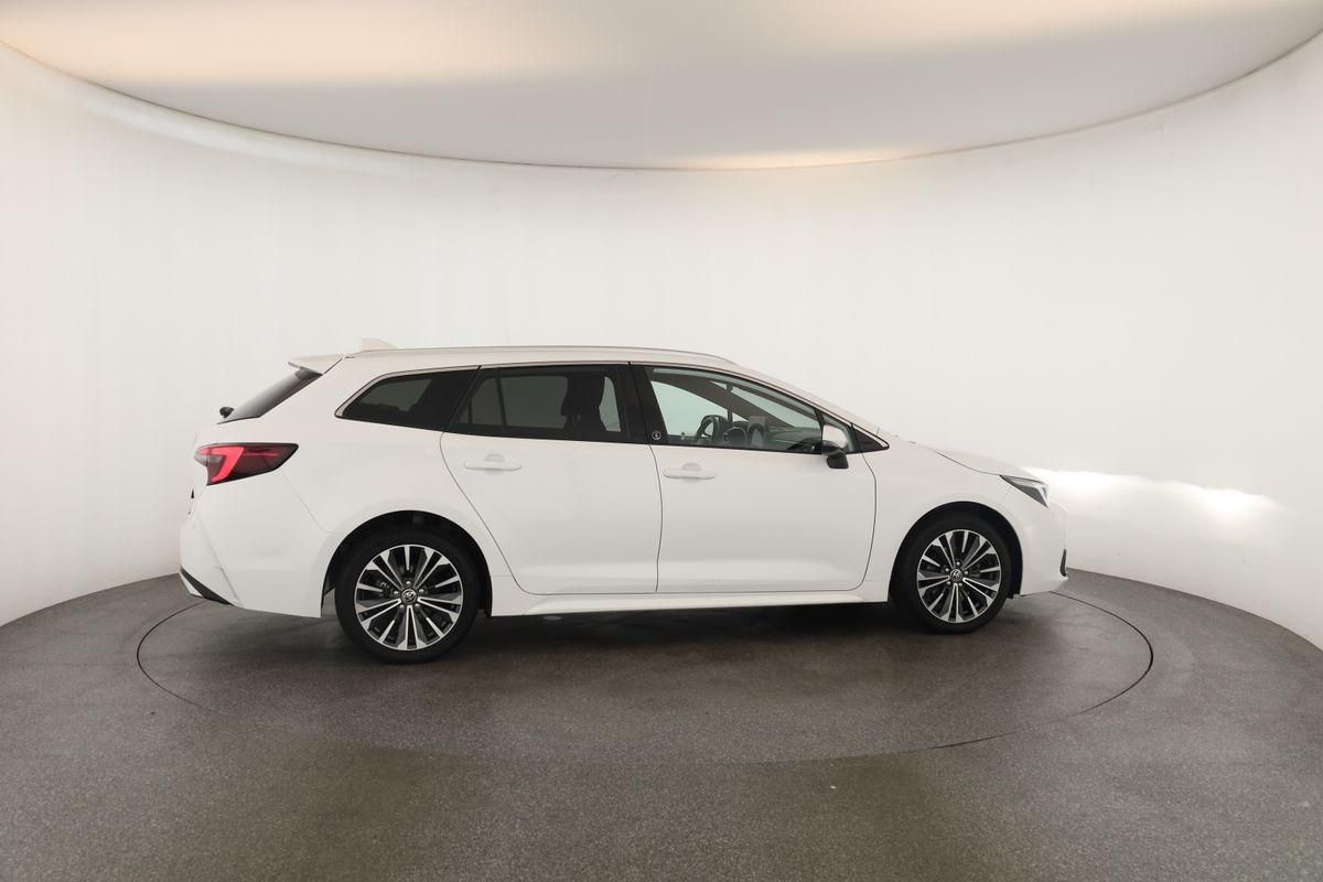 Toyota Corolla Touring Sports 1.8 CVT Team D Navi Kam