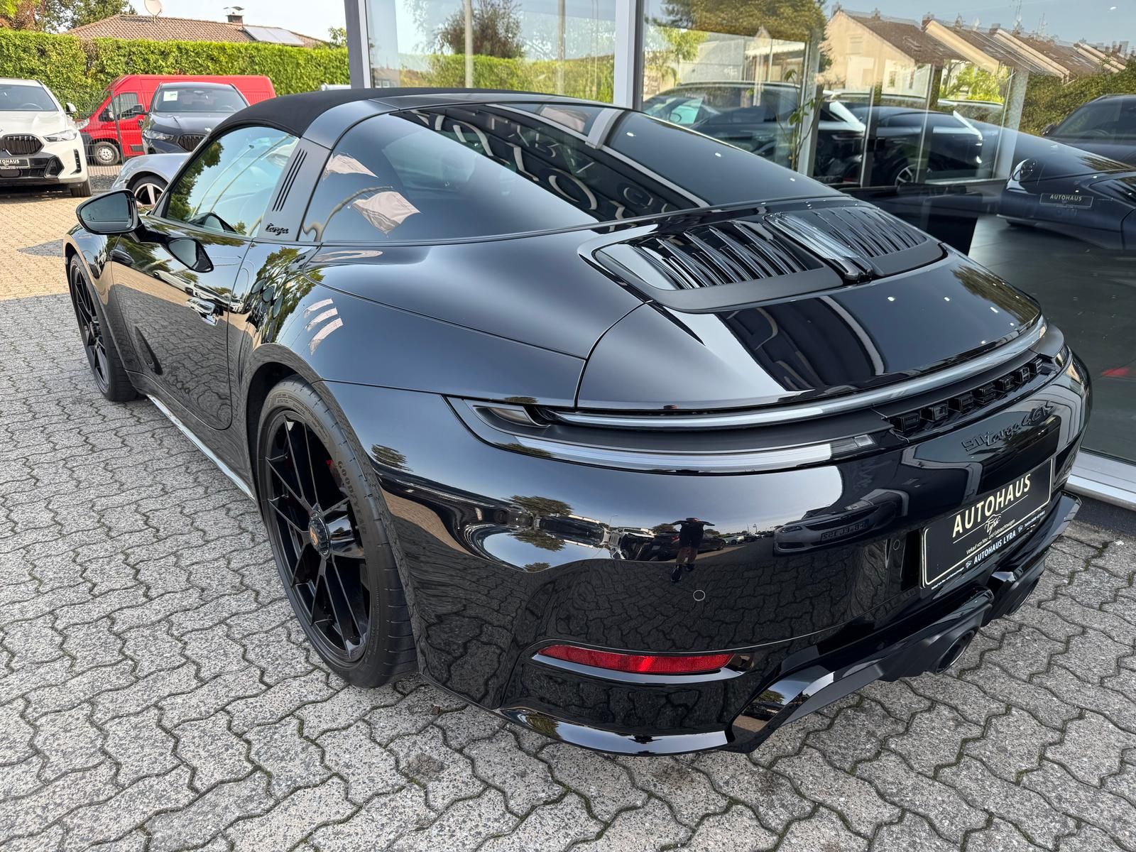 Porsche 992.2 4 GTS Targa*HD-MATRIX*360°KAM*BOSE*LIFT*