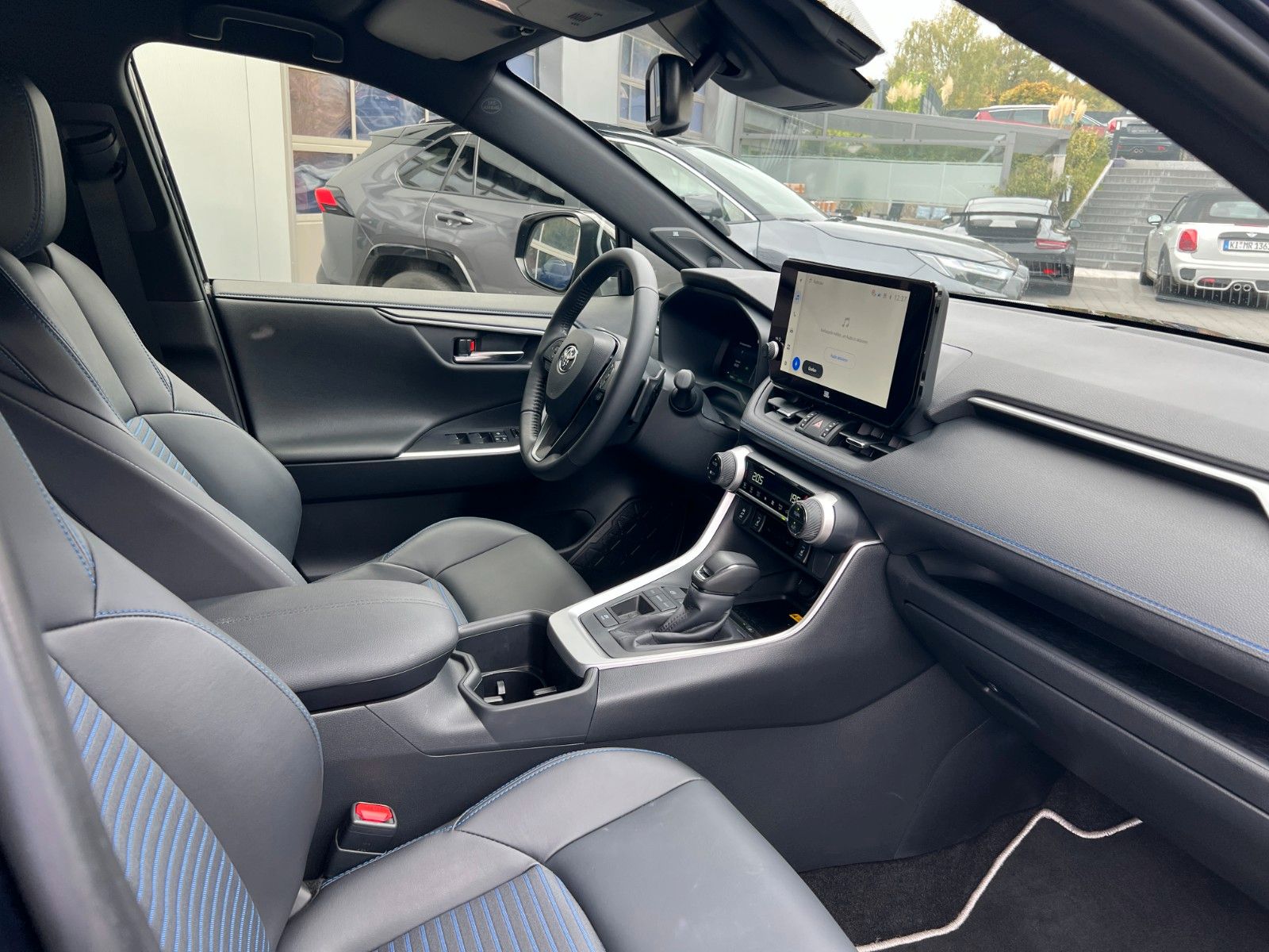 Toyota RAV 4 2.5 Hybrid 4x2 Style VOLL JBL+360°+LEDER