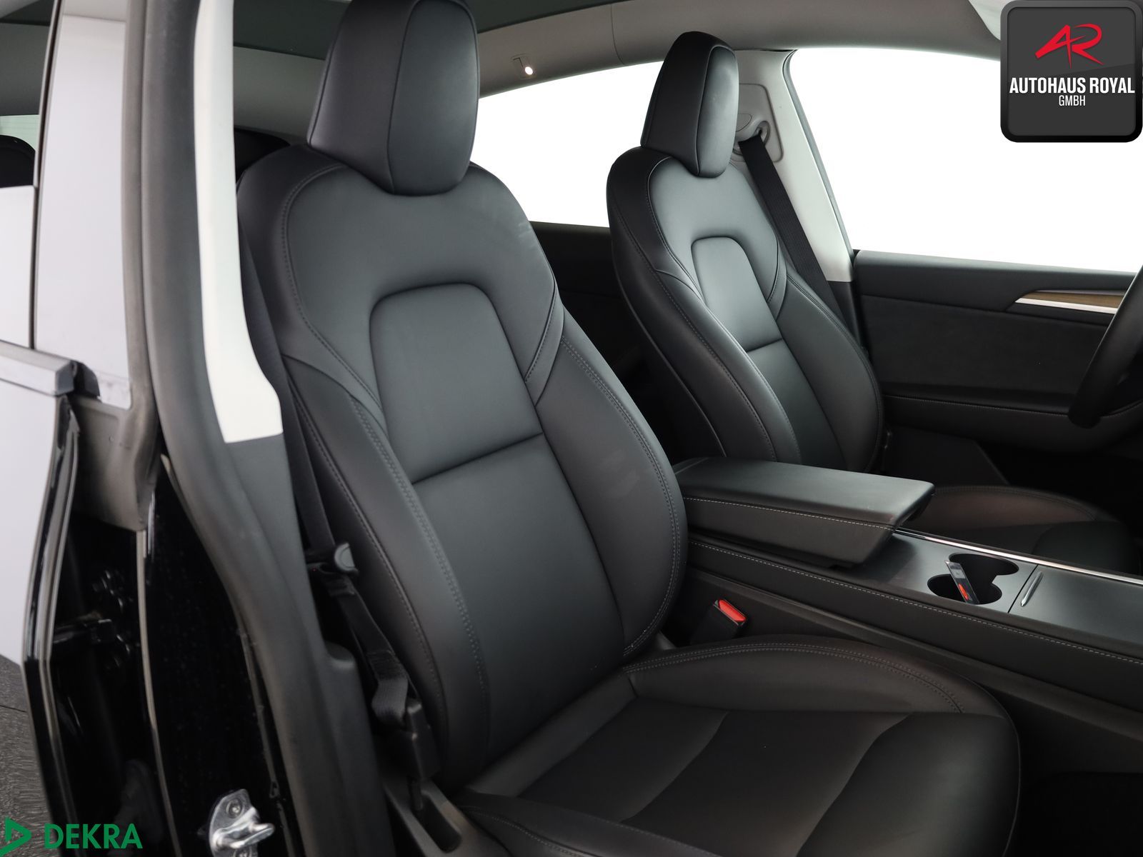 Tesla Model Y Long Range Dual AWD PANO,KEYLESS,360GRAD