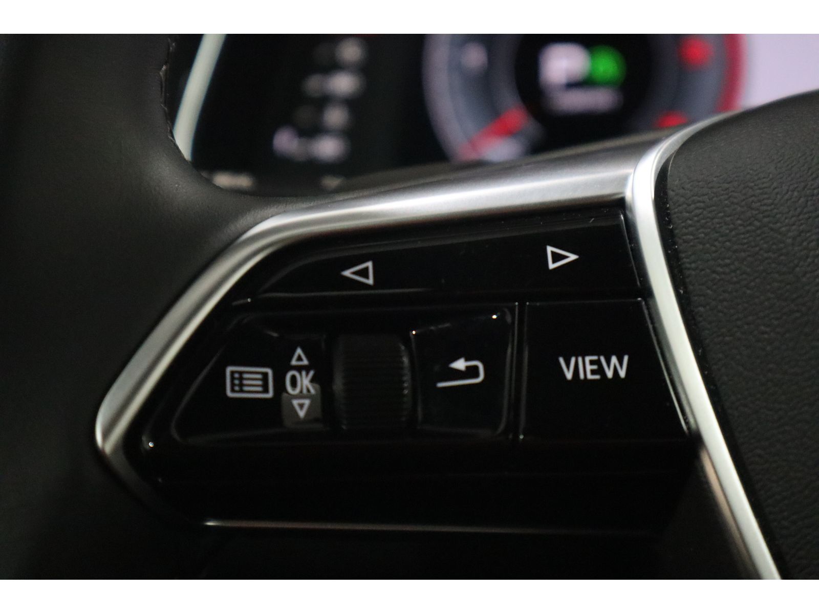 Audi A6 Avant 40 TDI advanced - Samsaru's Car Outlet