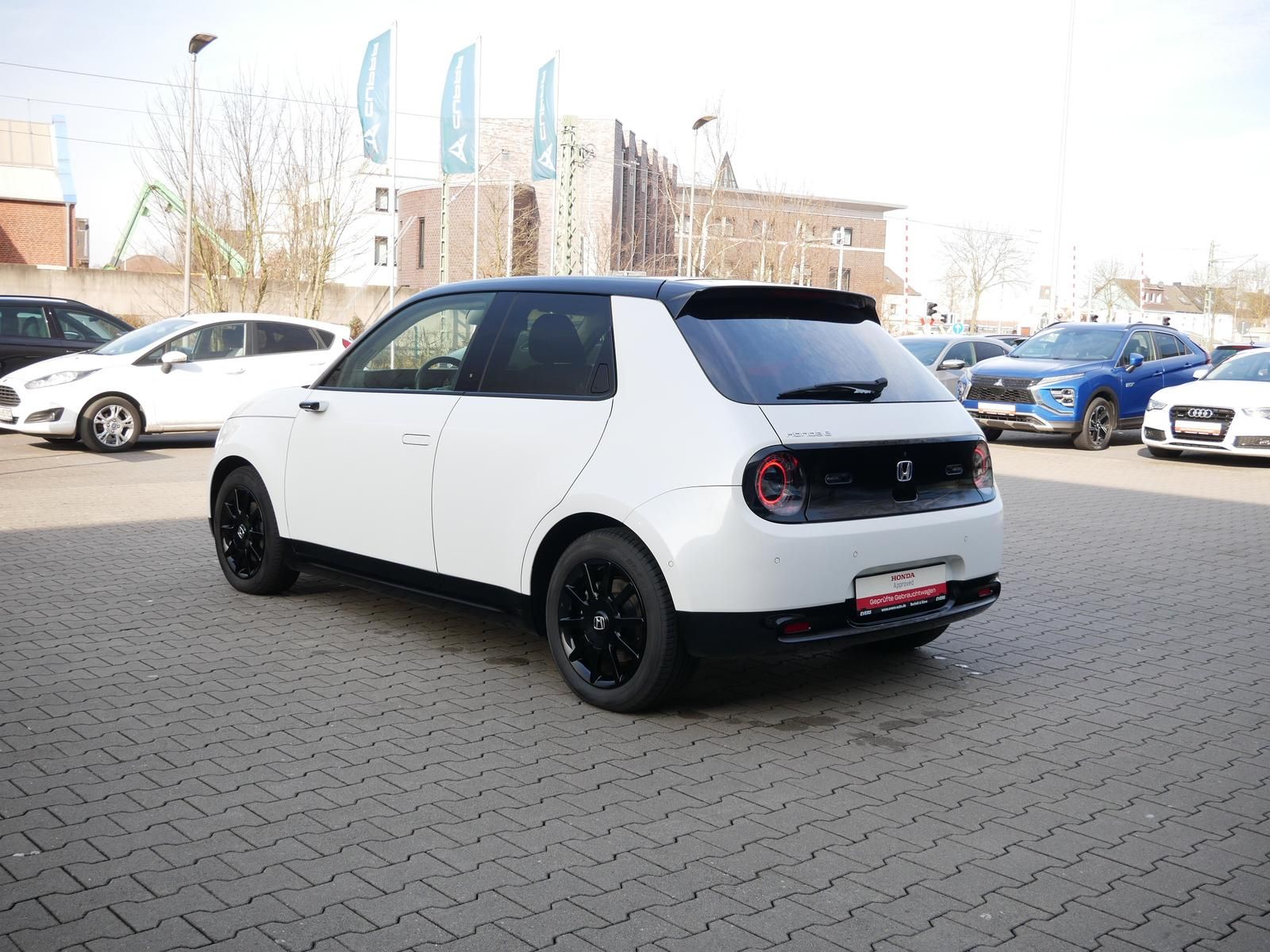 Honda E ADVANCE 16" NAVI+LED+360°KAM+SHZ+ACC+PANORAMAD