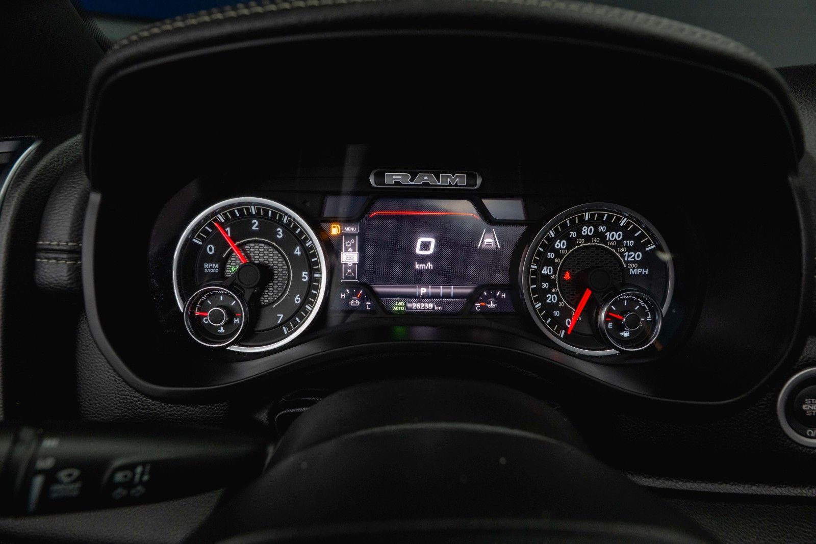 Dodge RAM 3.0 MY 25 TWIN TURBO LARAMIE Night Pano ACC