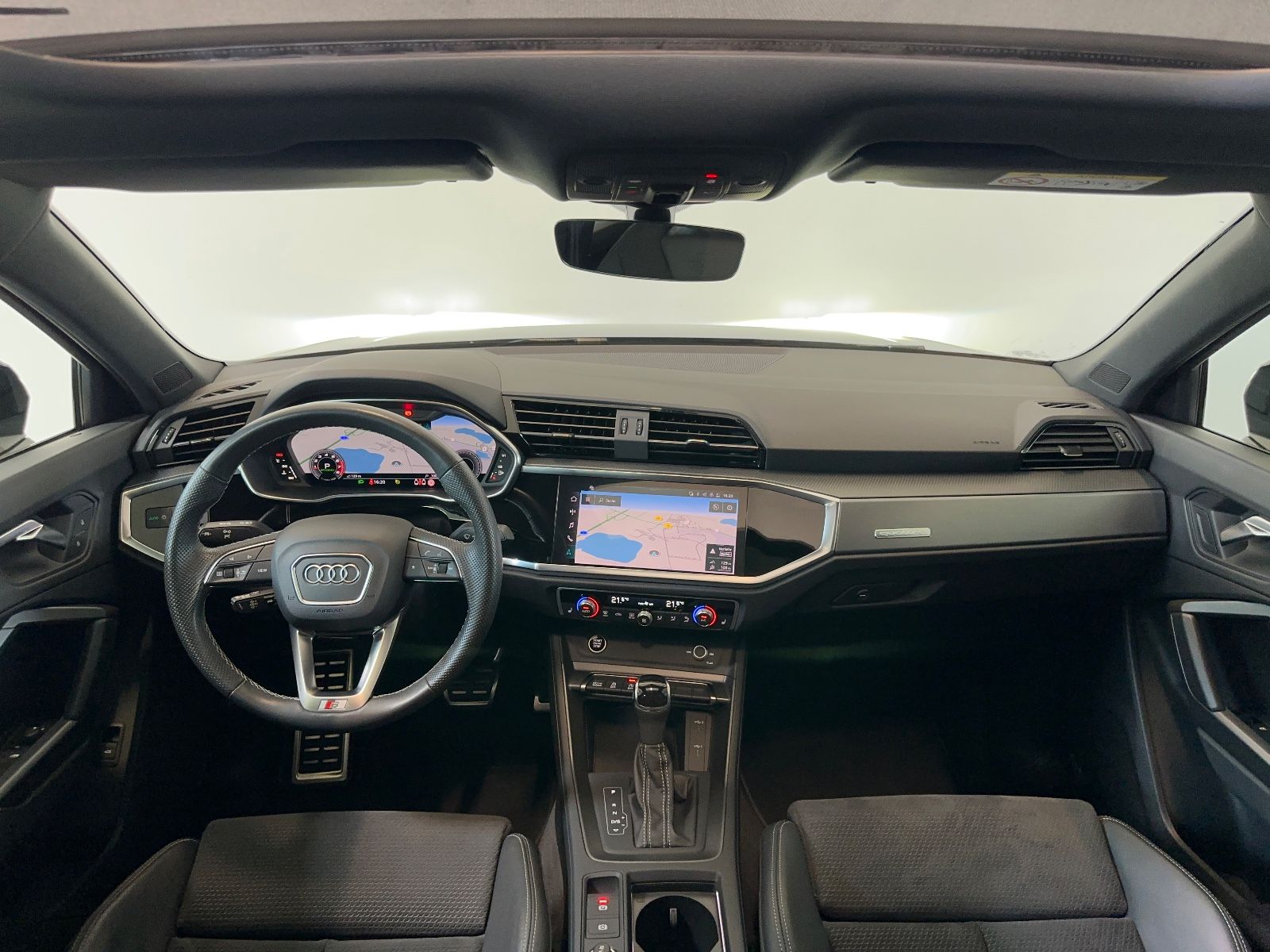 Audi Q3 Sportback 40 TFSI quattro S line - Samsaru's Car Outlet
