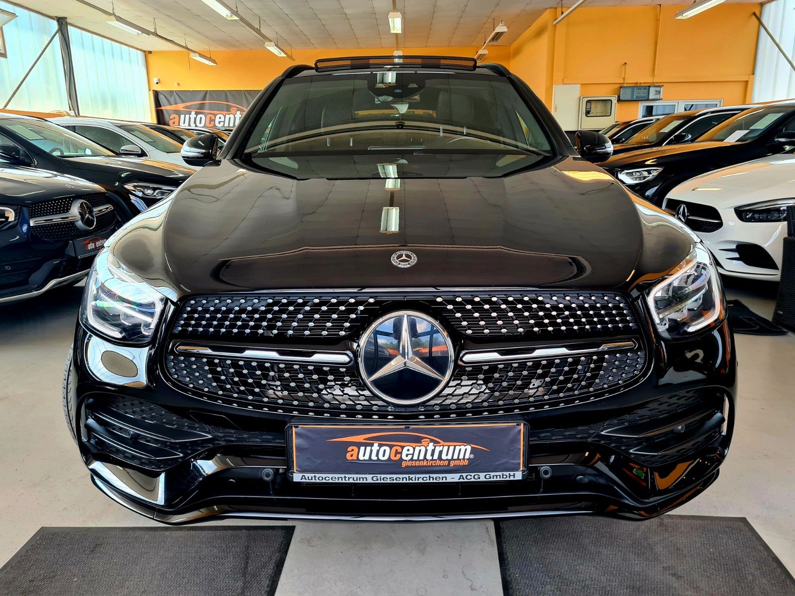 Mercedes-Benz GLC 200 4M AMG Night - Samsaru's Car Outlet