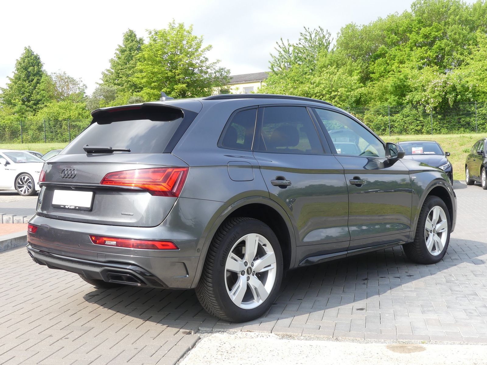Audi Q5 40 TDI S-Line s-tronic - Samsaru's Car Outlet