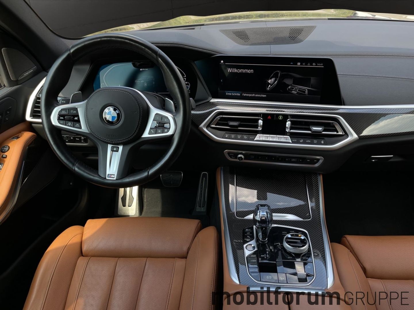 BMW X5 xDrive45e M-Sport Massage Luft AHK Panorama