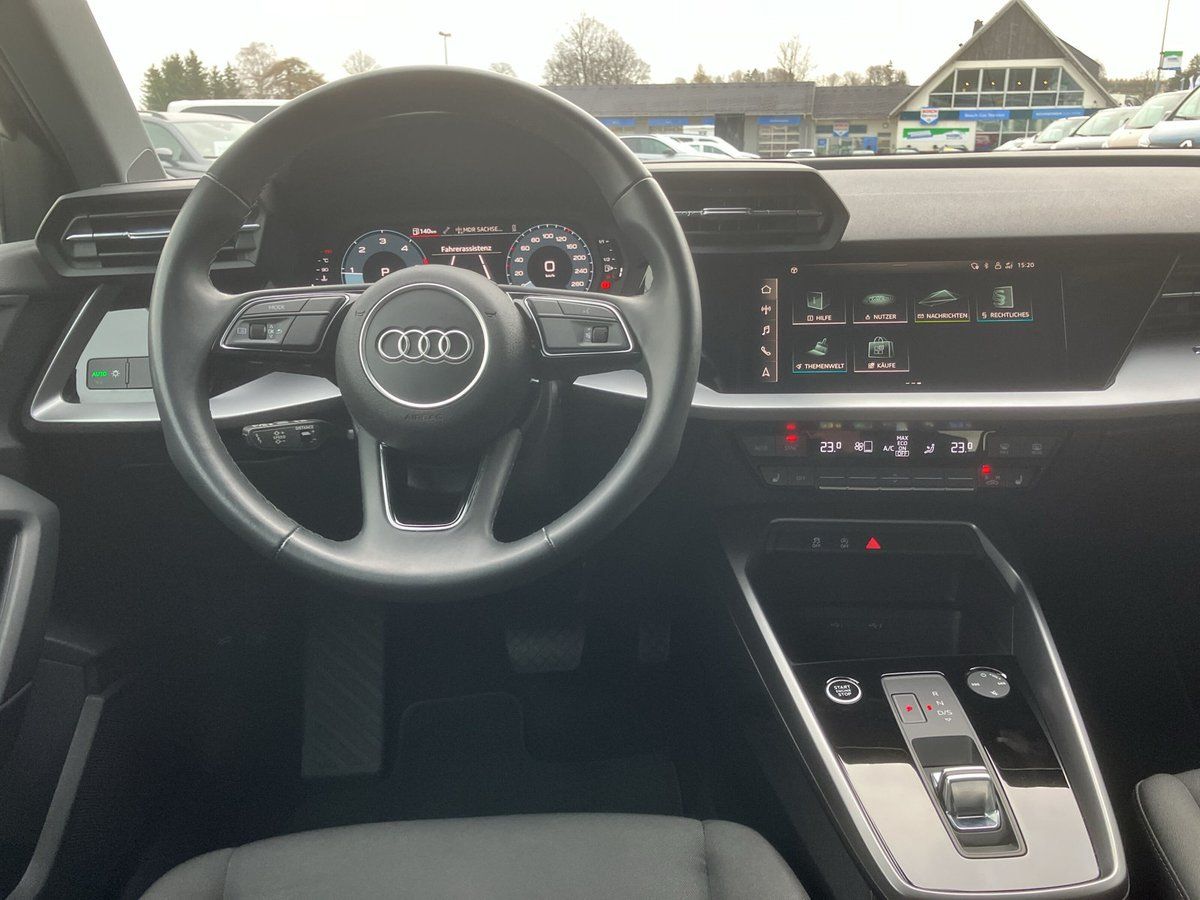 Audi A3 SPORTBACK 30 TDI S-TRONIC LED+ACC+SHZ+PDC+APP