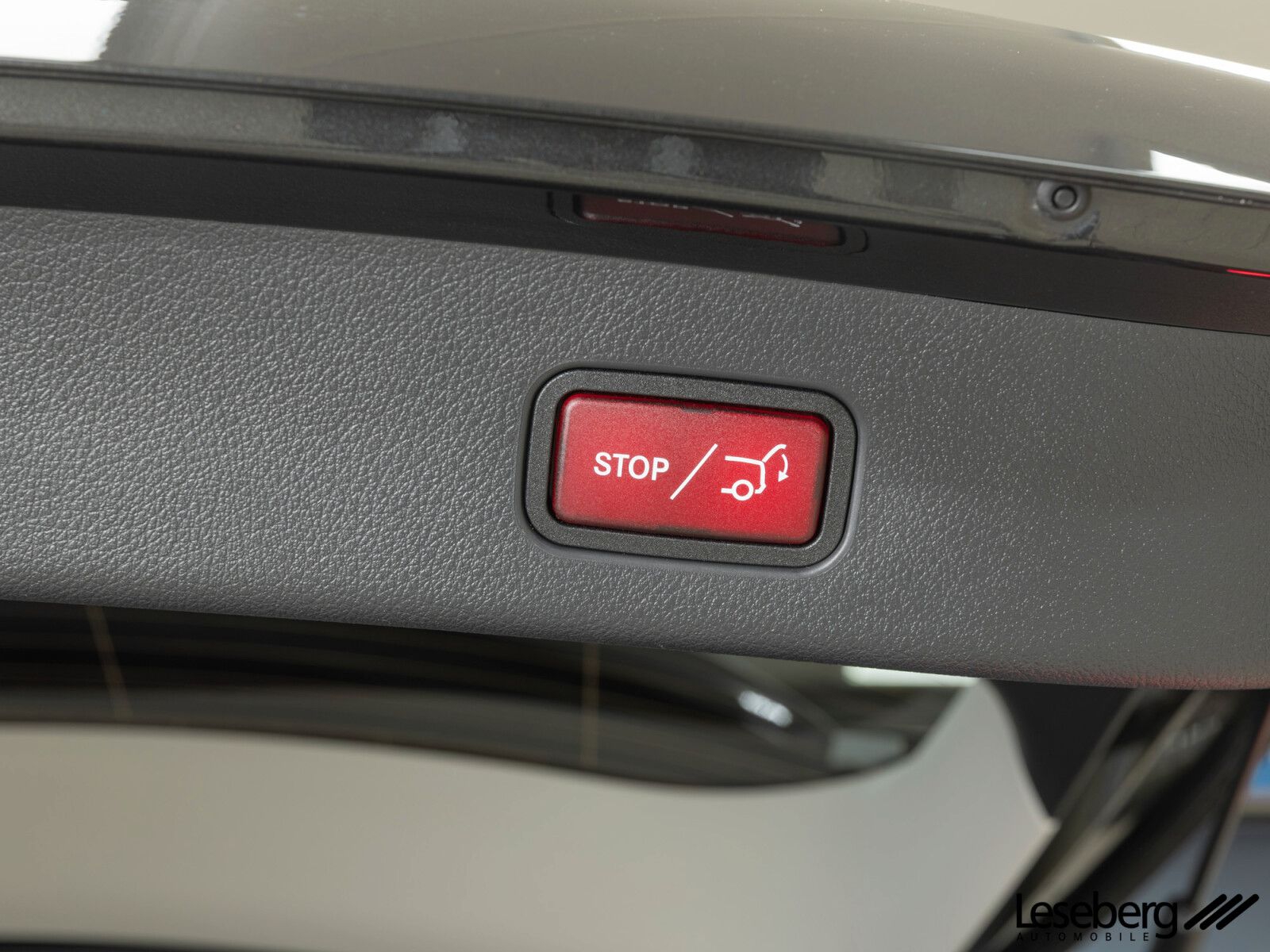Mercedes-Benz GLC 300 e 4M Avantgarde - Samsaru's Car Outlet
