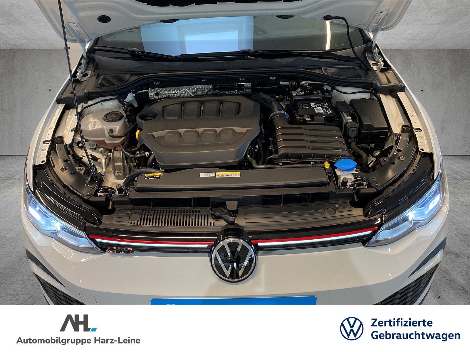 Volkswagen Golf GTI VIII 2.0 TSI DSG - Samsaru's Car Outlet