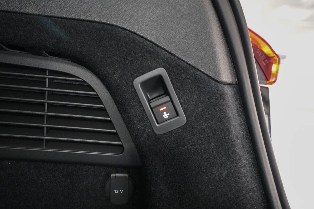 Audi A5 Avant TDI quattro s-tronic S-Line,AHK,B -LAG.