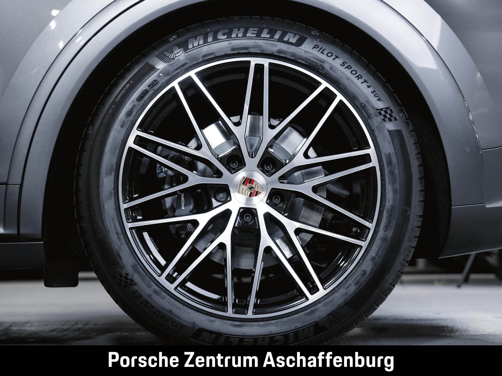 Porsche Cayenne E-Hybrid Sportabgasanlage Sportlenkrad