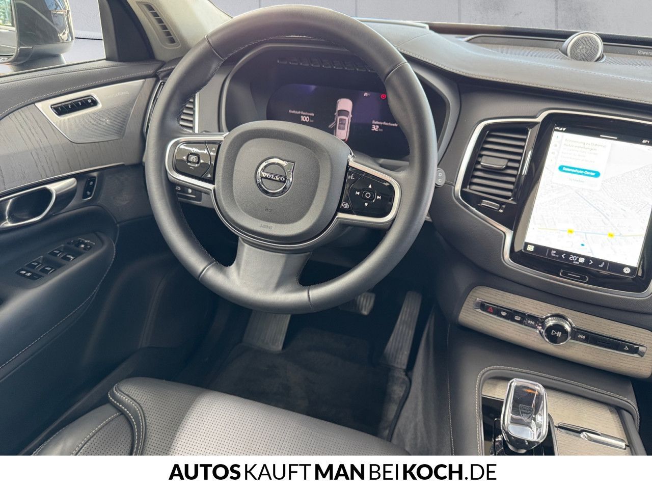 Volvo XC90 T8 Plug-In AWD Ultimate - Samsaru's Car Outlet