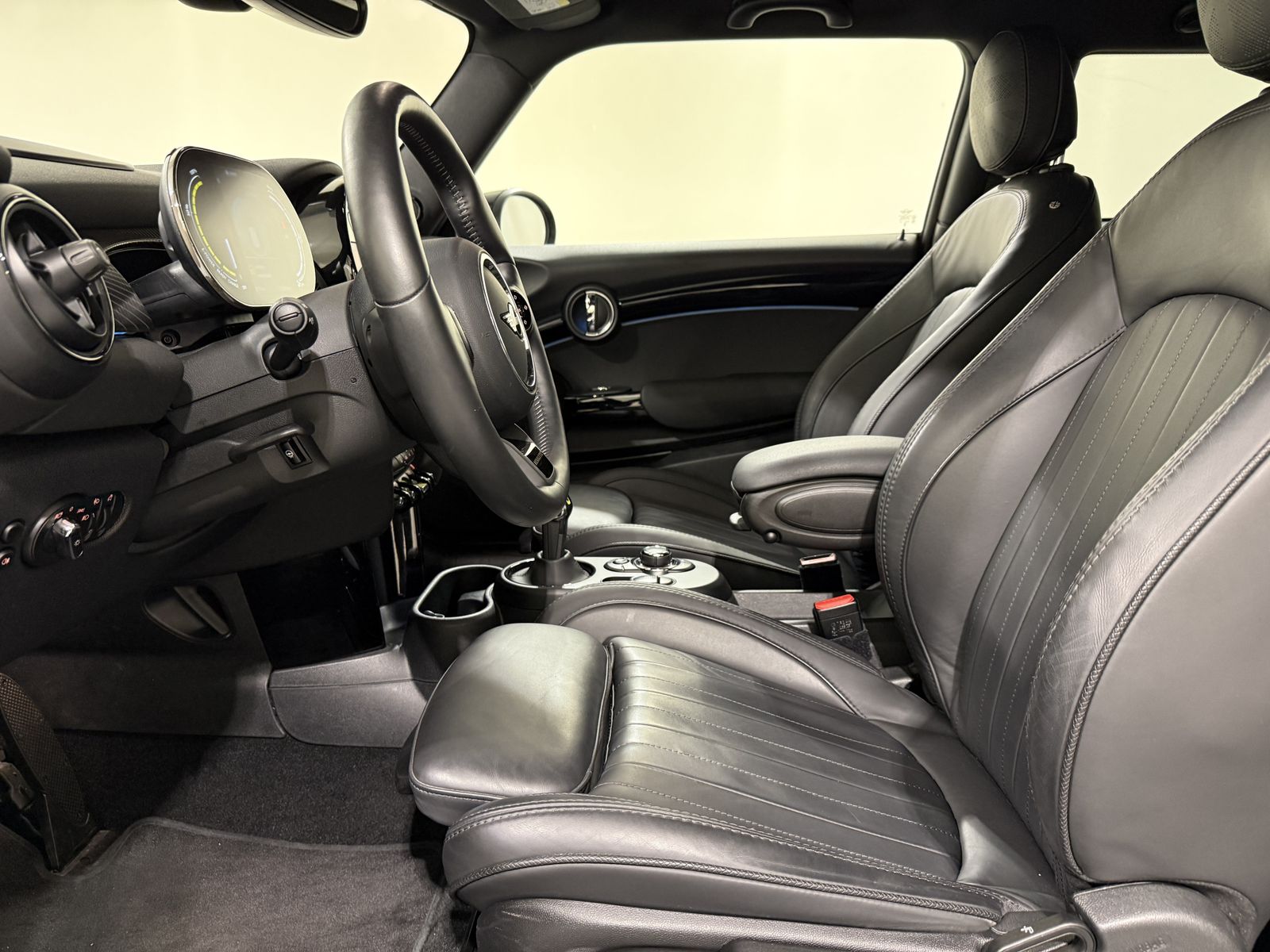 MINI Cooper SE 3-Türer - Samsaru's Car Outlet