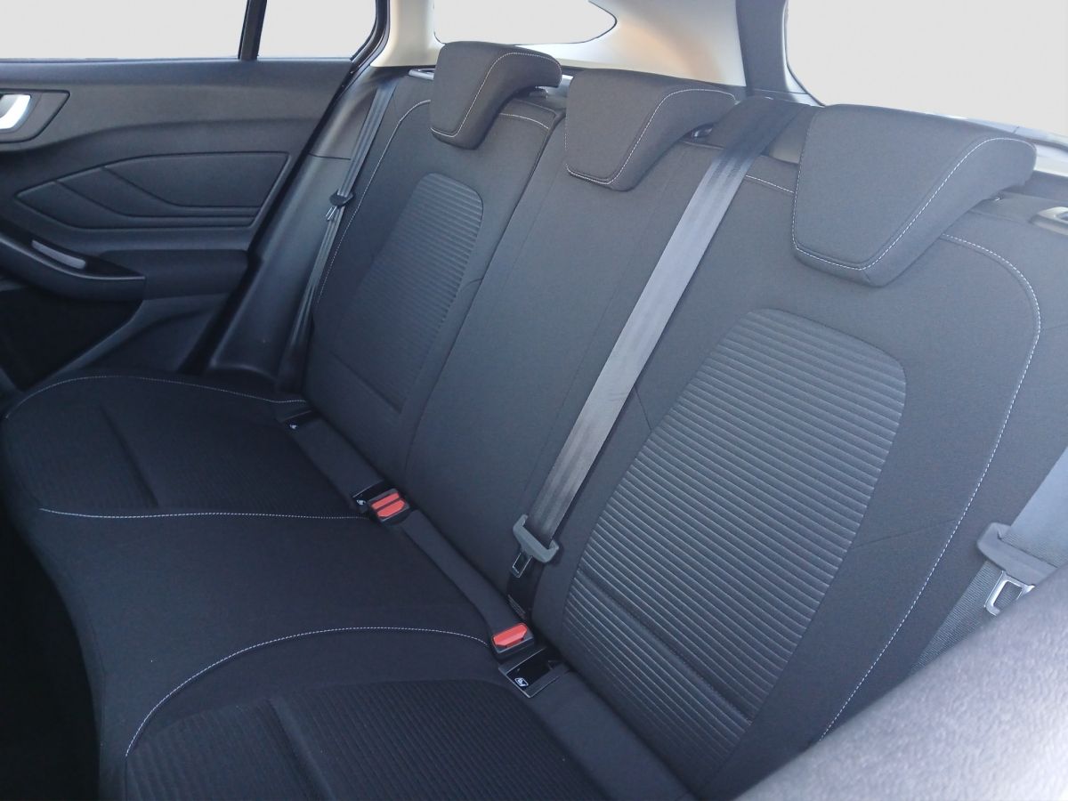 Ford Focus Titanium Edition Turnier AUT | LED | NAV |