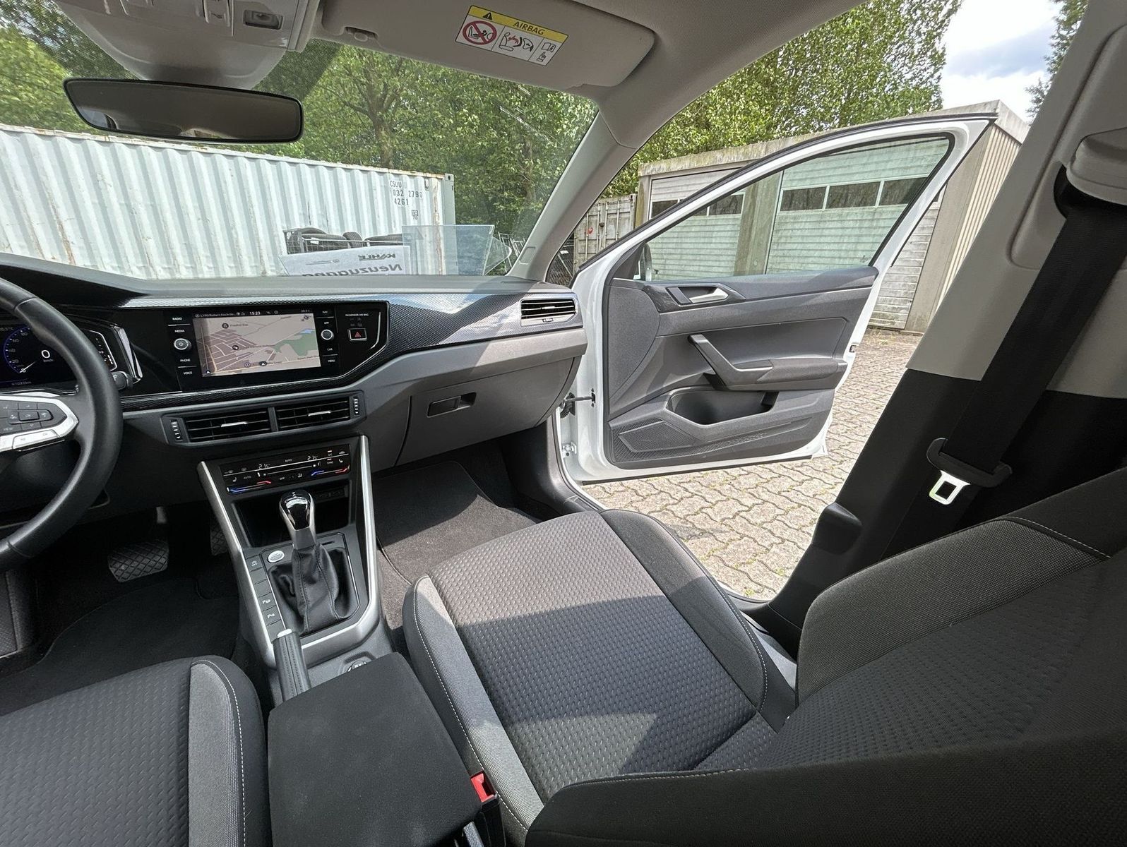 Volkswagen Taigo 1.0 TSI DSG Life - Samsaru's Car Outlet