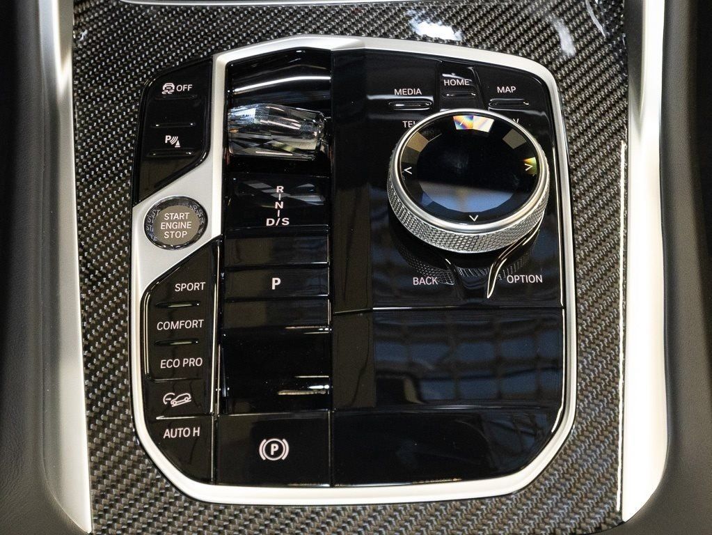 BMW X6 xDrive40d MSportPro PANO AHK SHZ PAProf 22"