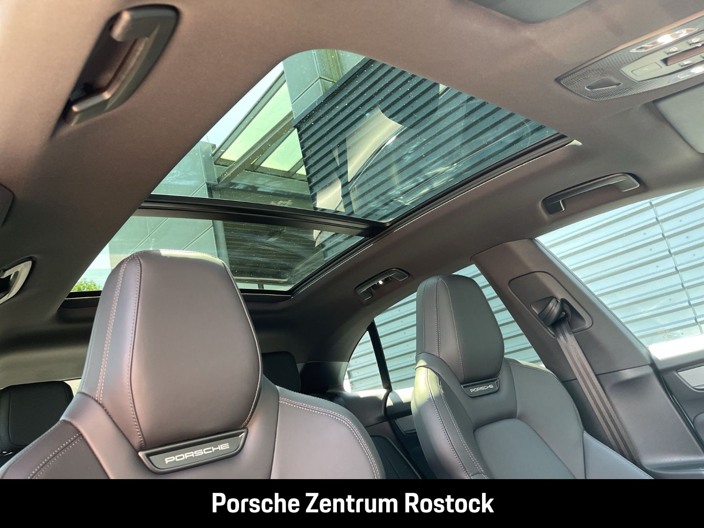 Porsche Macan 4 BOSE Rückfahrkamera Abstandstempomat LED