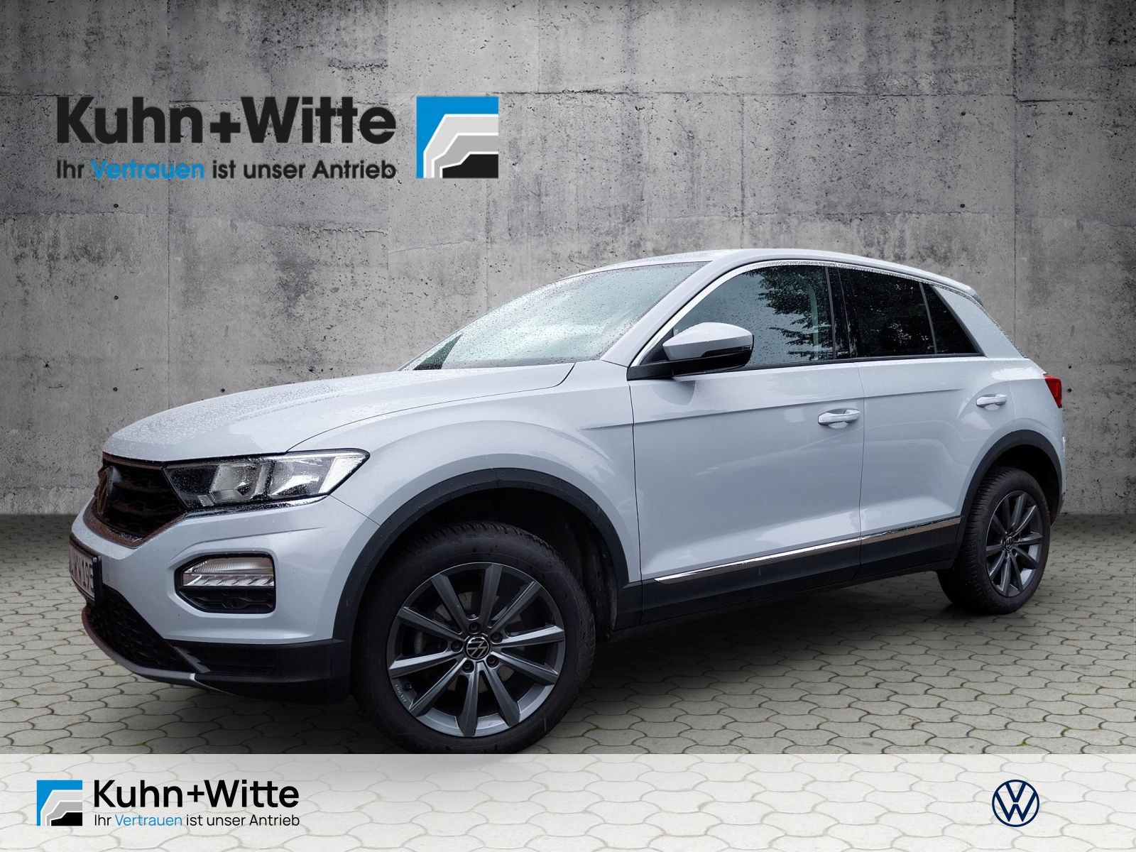 Volkswagen T-Roc 1.5 TSI - Samsaru's Car Outlet