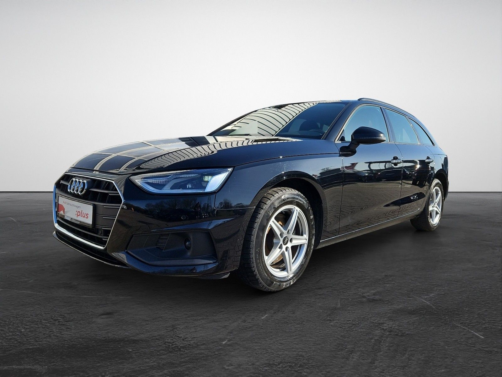 Audi A4 Avant 35 TFSI S tronic - Samsaru's Car Outlet