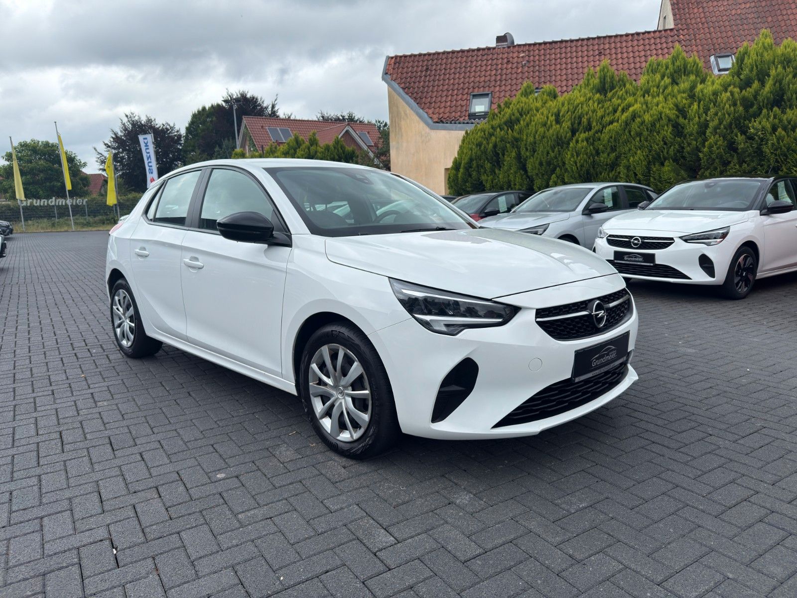 Opel Corsa F Edition - Samsaru's Car Outlet