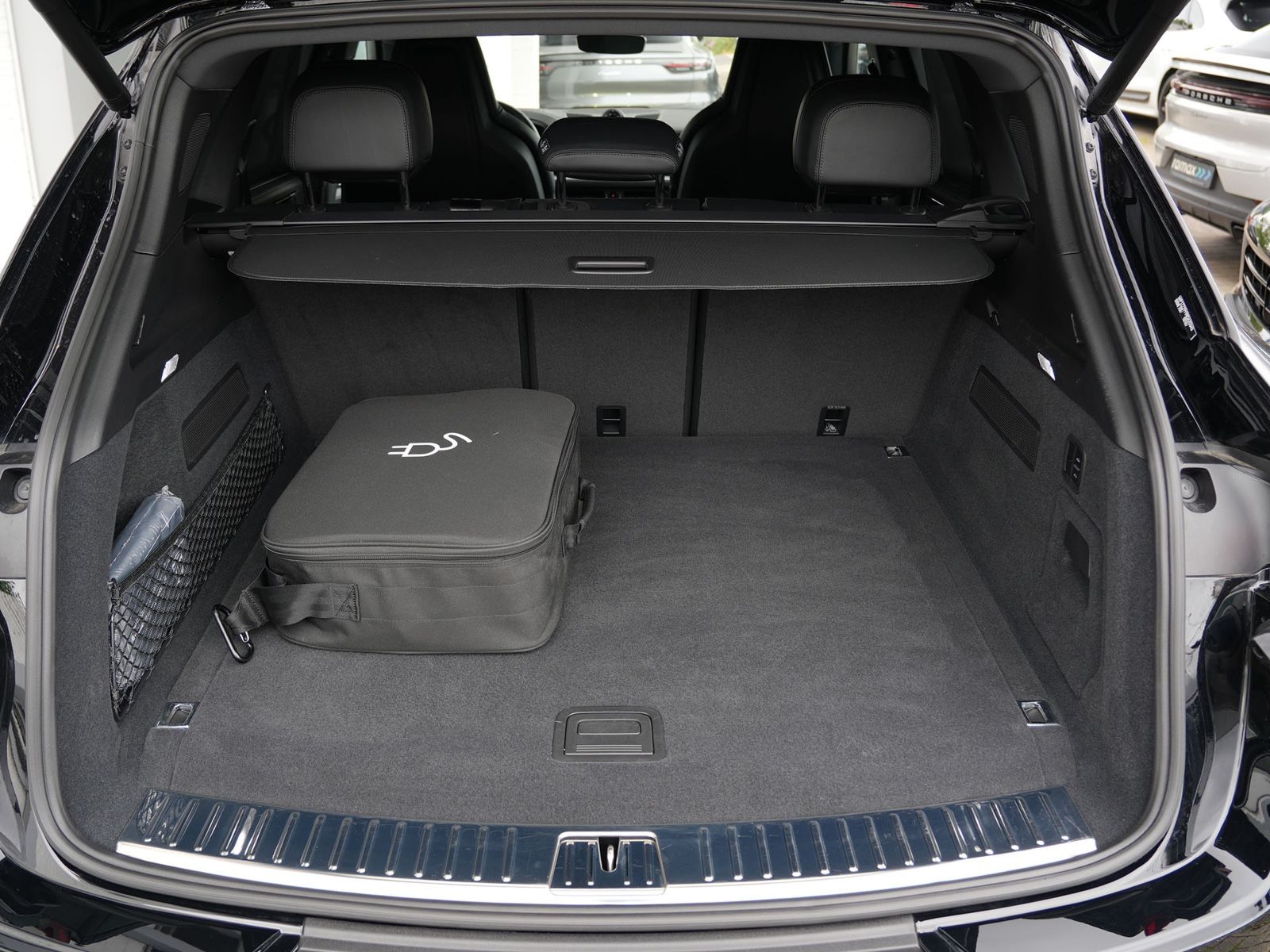 Porsche E-Hybrid MY24-INNODRIVE-ACC-LUFTF.-PANO-BOSE-RS