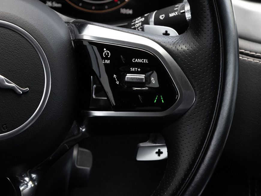 Jaguar F-Pace D300 AWD R-Dynamic S