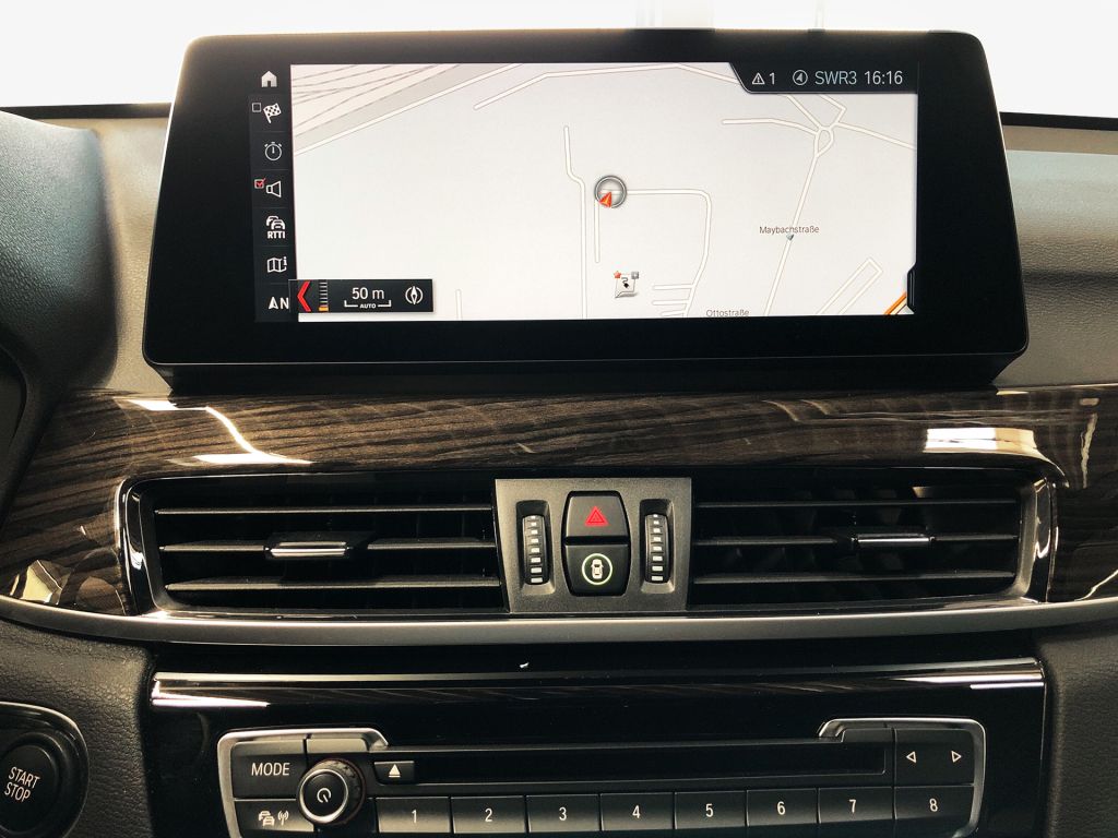 BMW X1 xDrive25e Advantage - Samsaru's Car Outlet