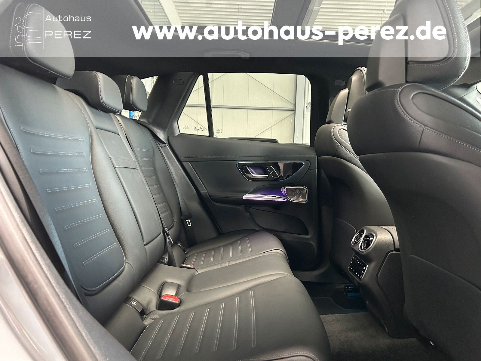 Mercedes-Benz GLC 300 4M AMG PREMIUM+ DISTR-PANO-BURMESTER-360