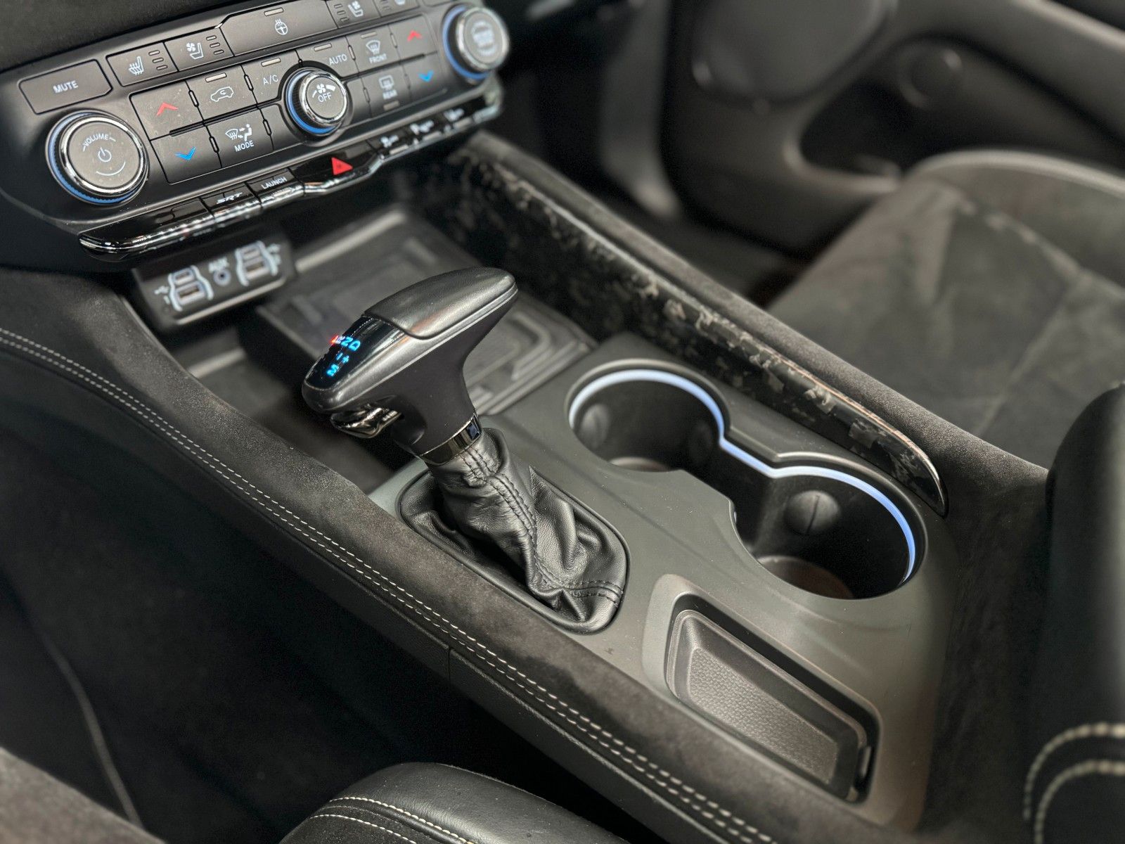 Dodge Durango SRT Hellcat 6,2l Hemi Black Package