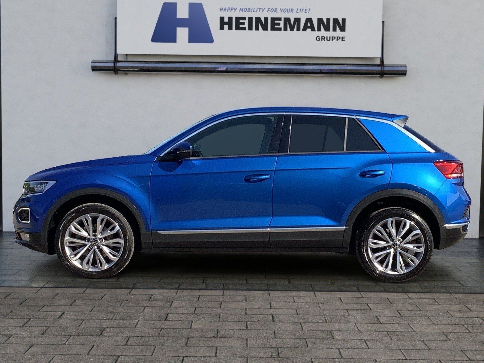 Volkswagen T-Roc 1.5 TSI ACT OPF DSG Sport - Samsaru's Car Outlet
