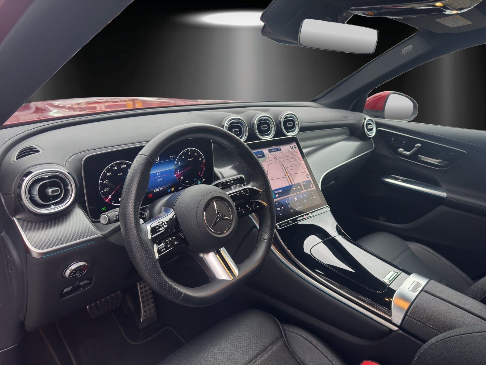 Mercedes-Benz GLC300 AMG Advan DISTRO Pano AHK Masage AIRMATIC