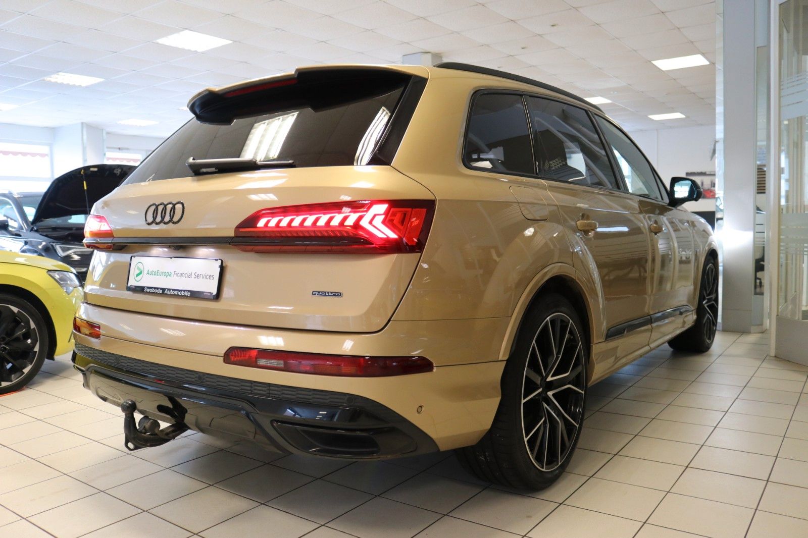 Audi Q7 S-Line competition plus Luft HUD Laser 7-Sitz