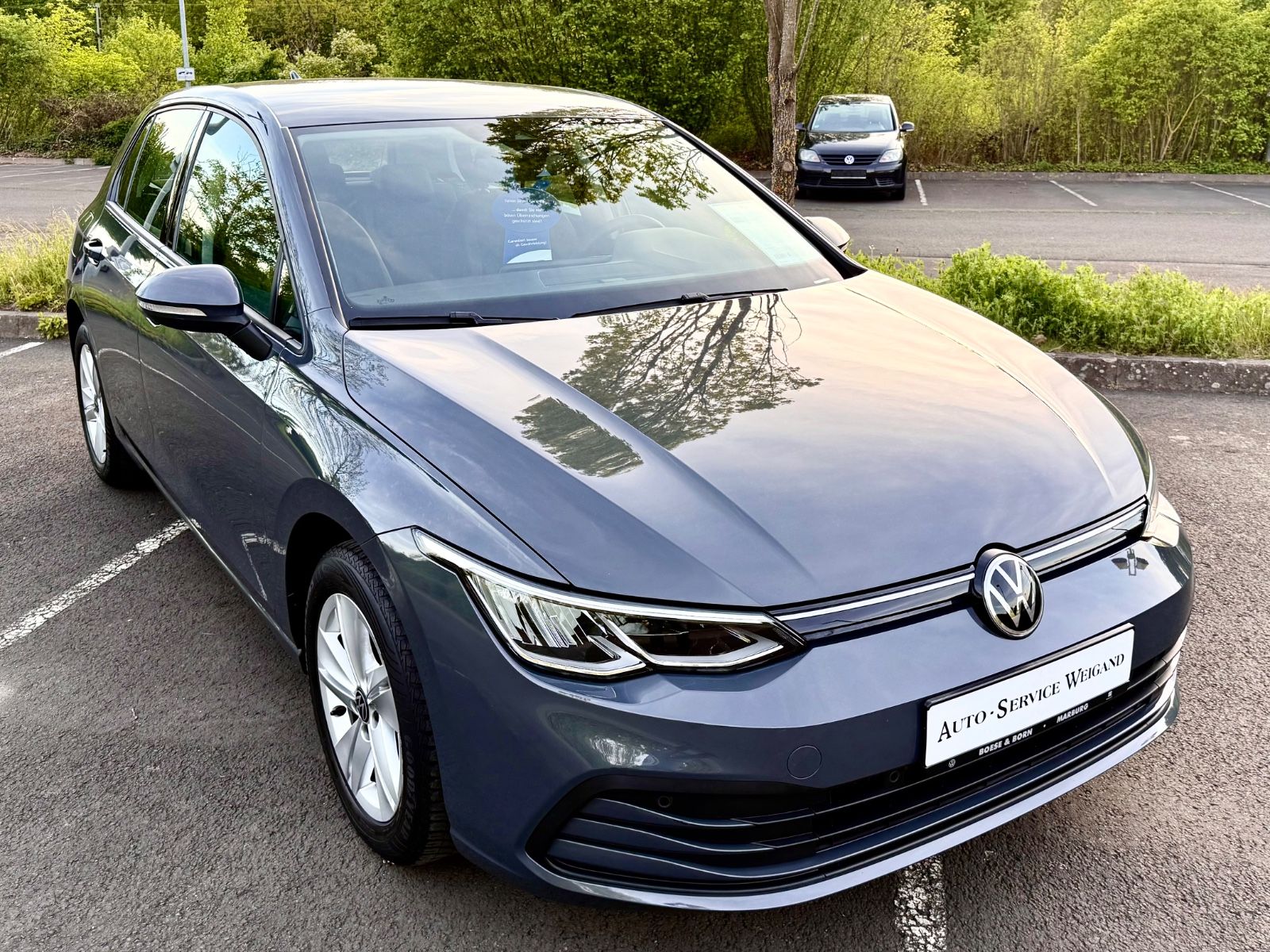 Volkswagen Golf VIII Life Edition - Samsaru's Car Outlet