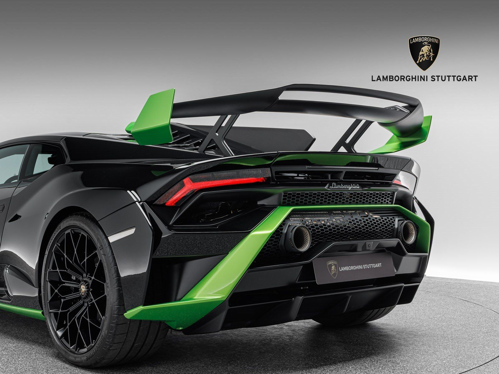 Lamborghini Huracán STO - Samsaru's Car Outlet