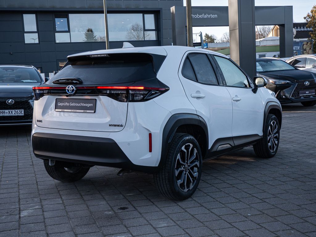 Toyota Yaris Cross Hybrid Team D PDC KAMERA NAVI LED