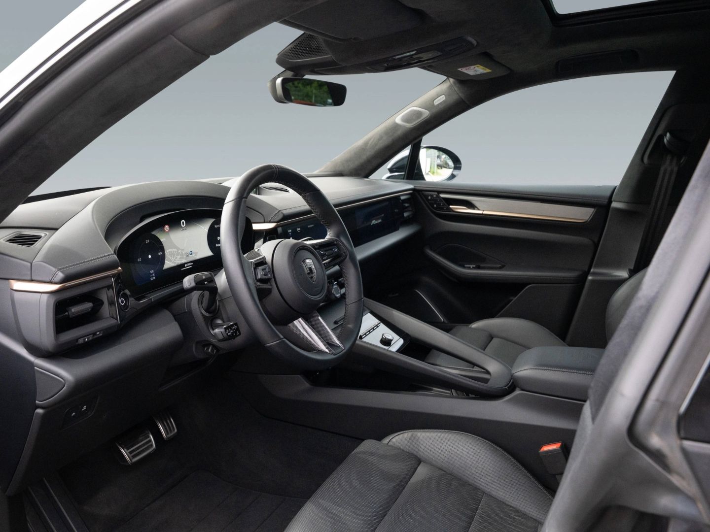 Porsche Macan Turbo Burmester AHK AR HUD Surround View