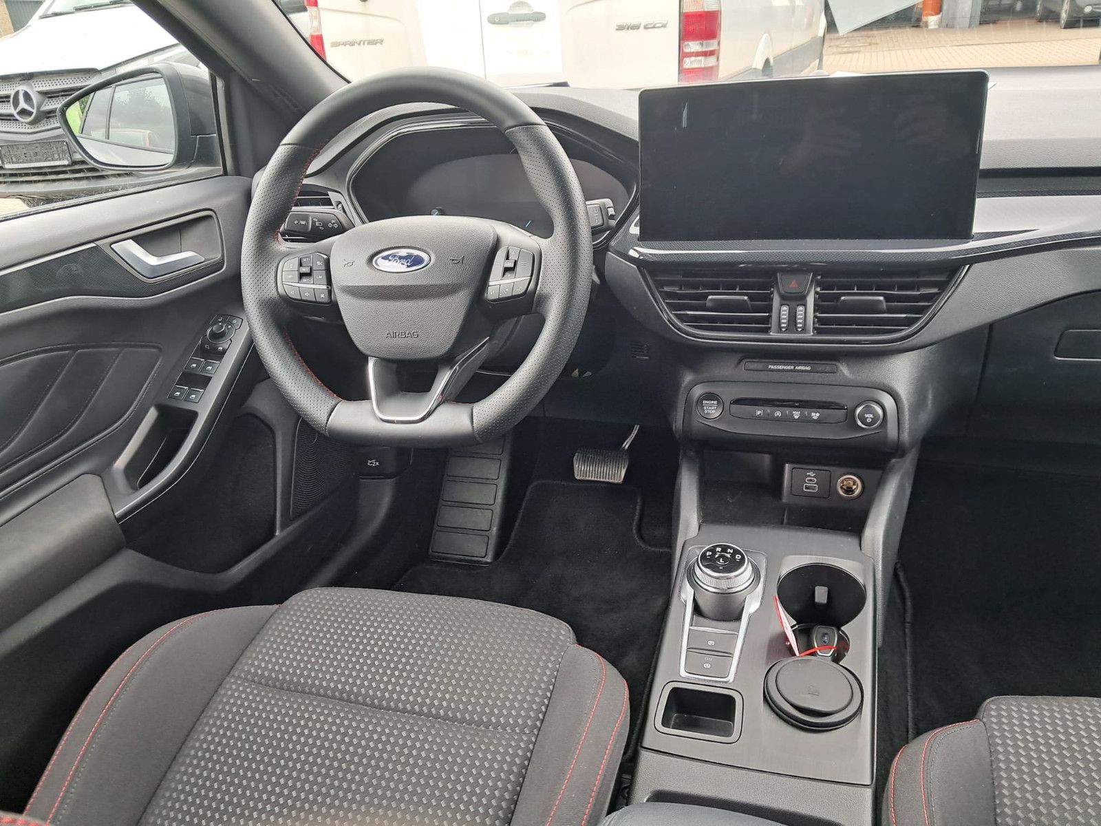 Ford Focus Turnier ST-Line 1.5 Autom,Navi,ALU,Allwett