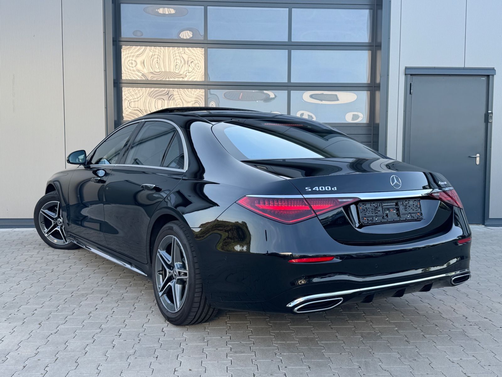 Mercedes-Benz S 400 d 4MATIC L AMG - Samsaru's Car Outlet
