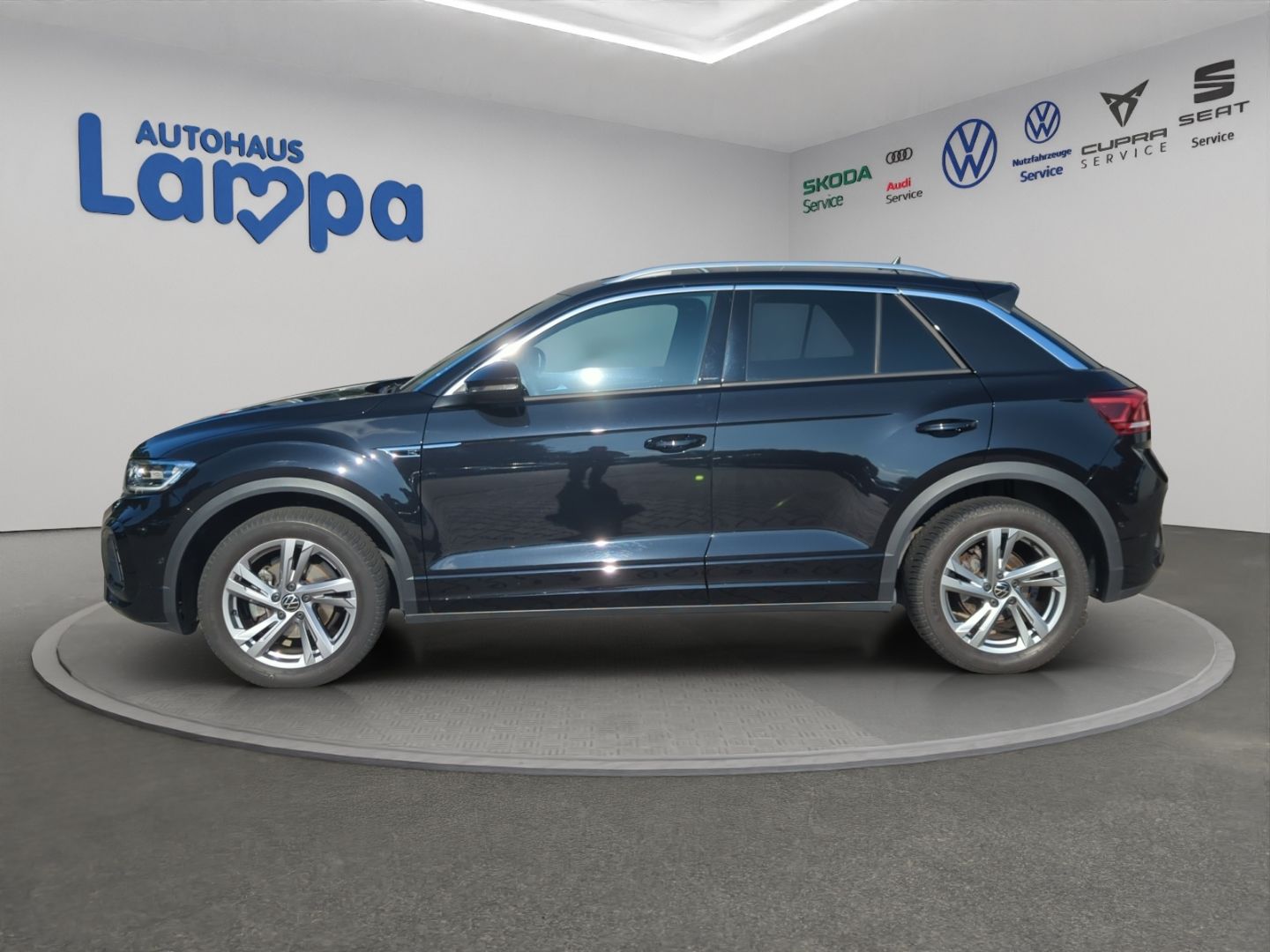 Volkswagen T-Roc R-Line 1.0 TSI - Samsaru's Car Outlet